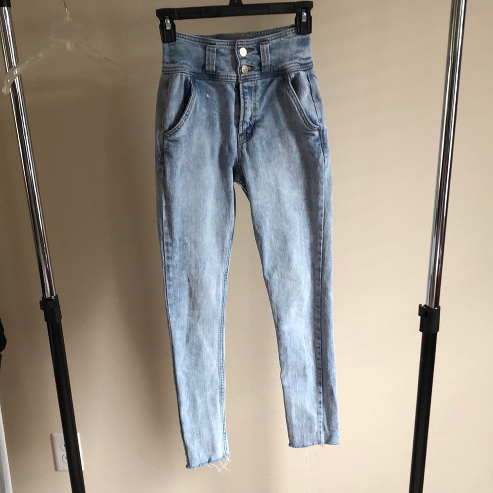 Forever 21 high-waisted jeans. Juniors size 24.